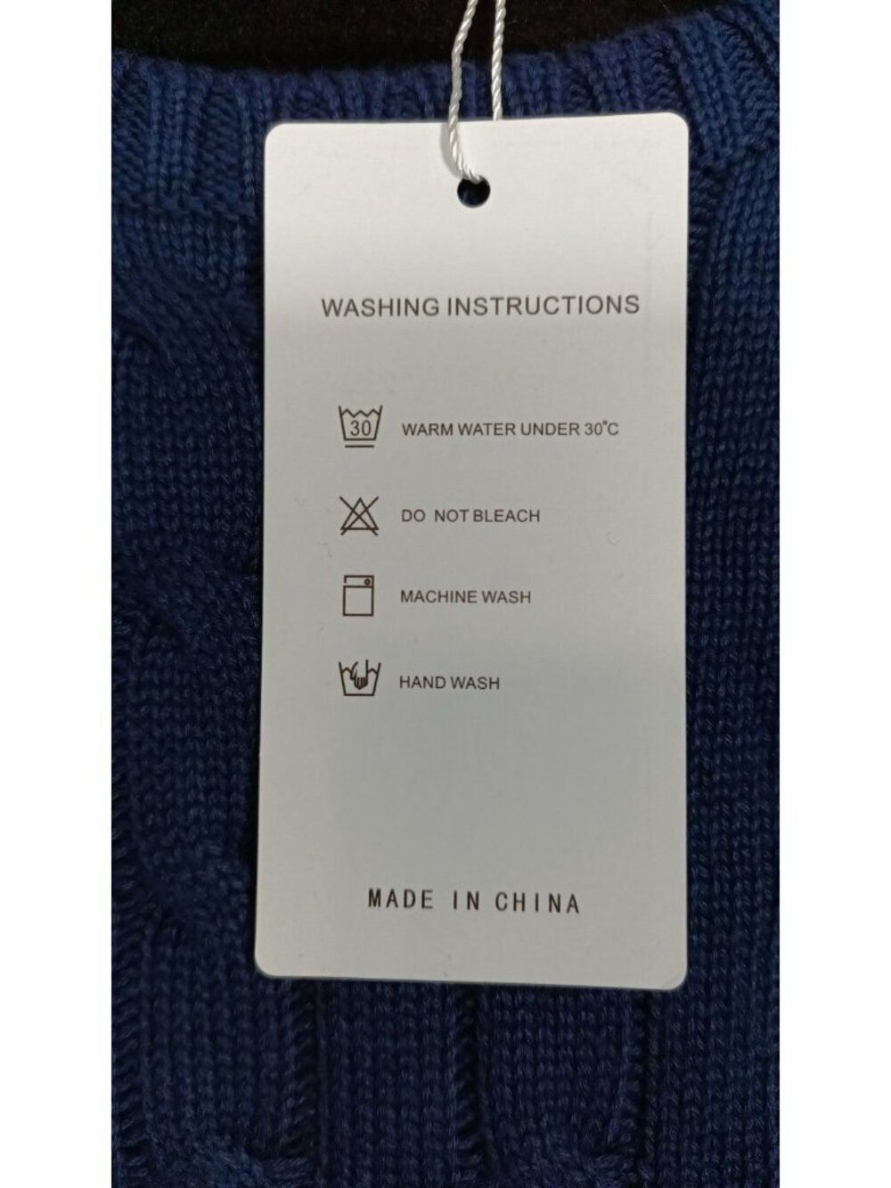 Women's Long Sleeve Cable Knit Sweater Size M Royal Blue Crewneck Ribbed Hem.... - Picture 7 of 12